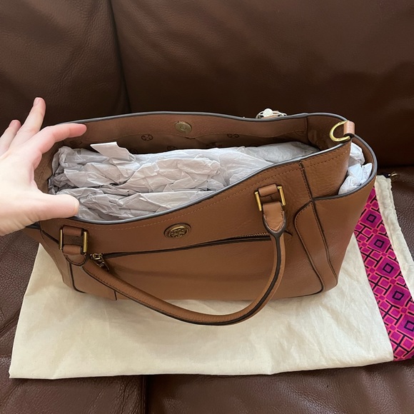 NWT Tory Burch Frances Satchel color Bark - Picture 5 of 7